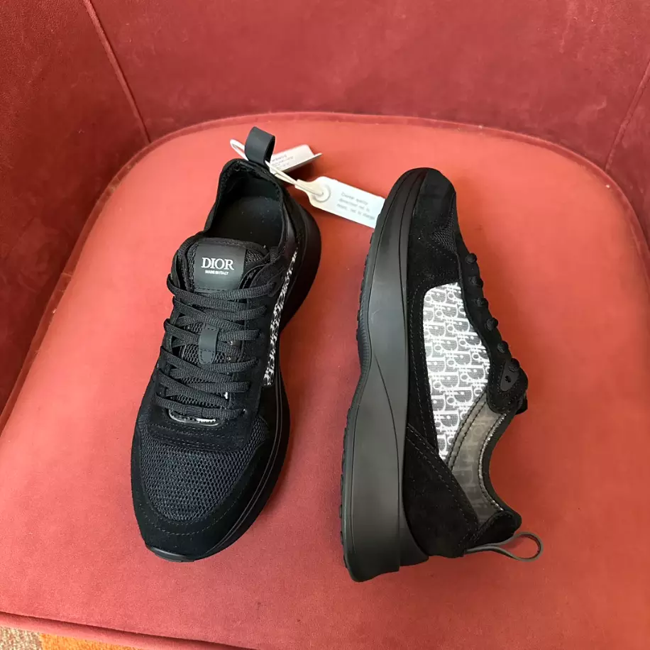 DIOR B25 RUNNER CASUAL SNEAKERS