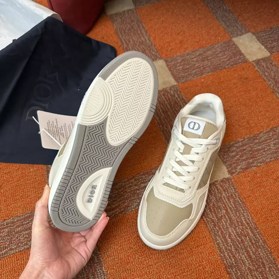 DIOR B35 BLADE COUPLE SNEAKERS