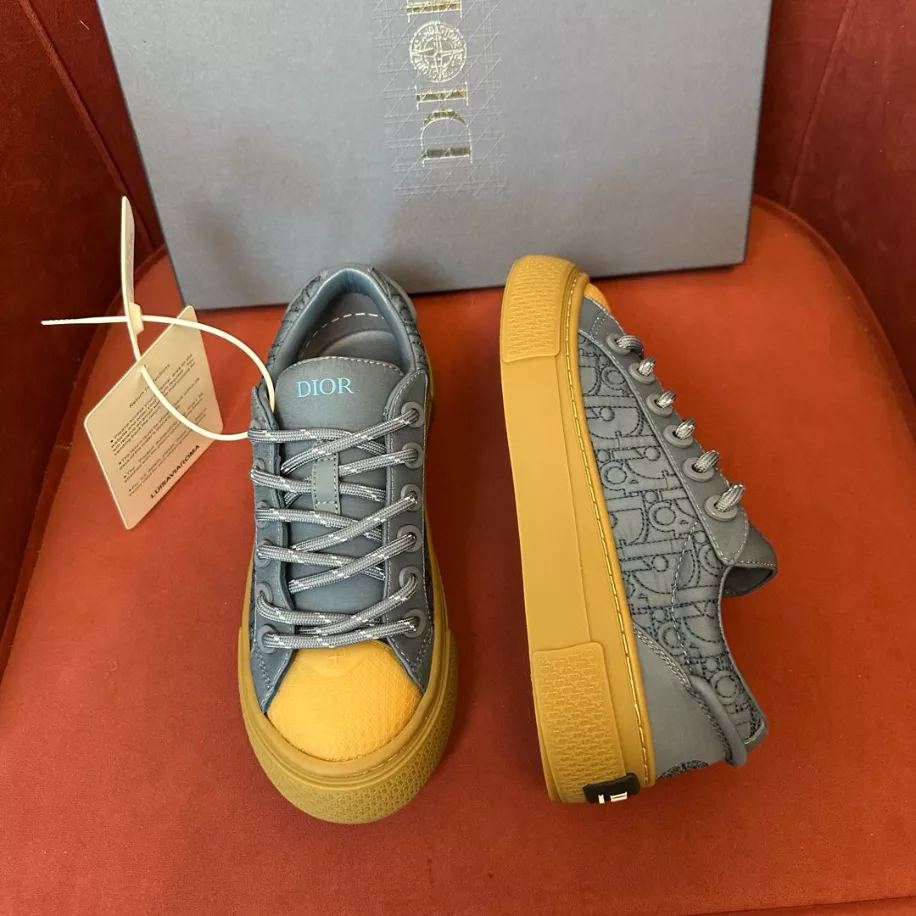 DIOR B33 SKATEBOARD SNEAKER
