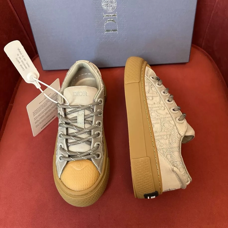 DIOR B33 SKATEBOARD SNEAKER