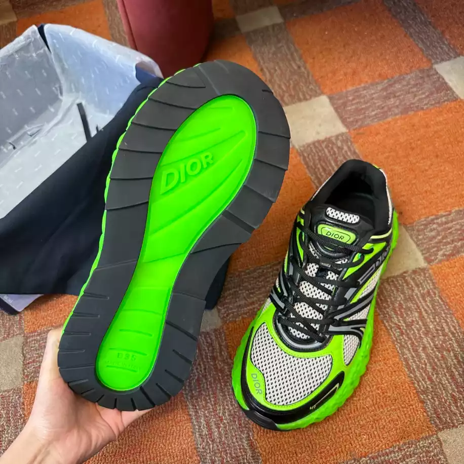 DIOR B35 BLADE COUPLE SNEAKERS