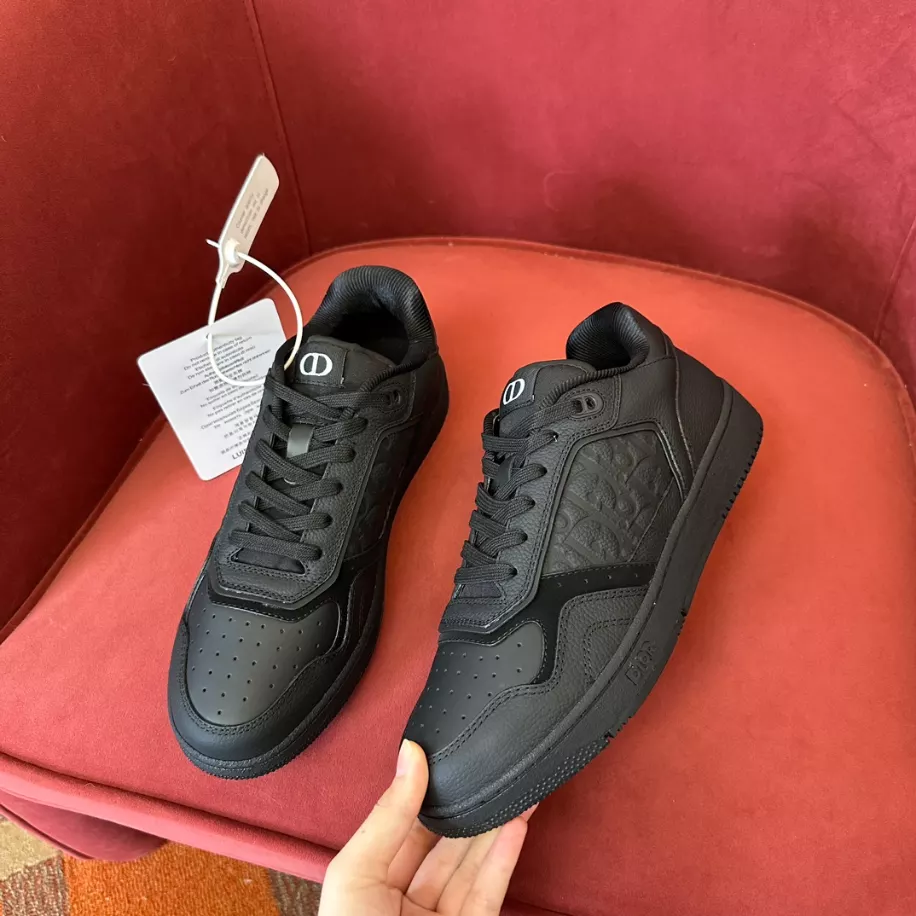 DIOR COUPLE LOW TOP B27 CASUAL SNEAKERS