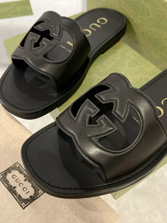 GUCCI MEN'S SLIDE SANDAL - GSL067