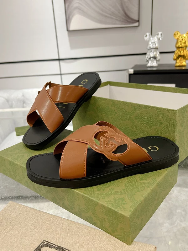 GUCCI MEN'S SLIDE SANDAL - GSL068