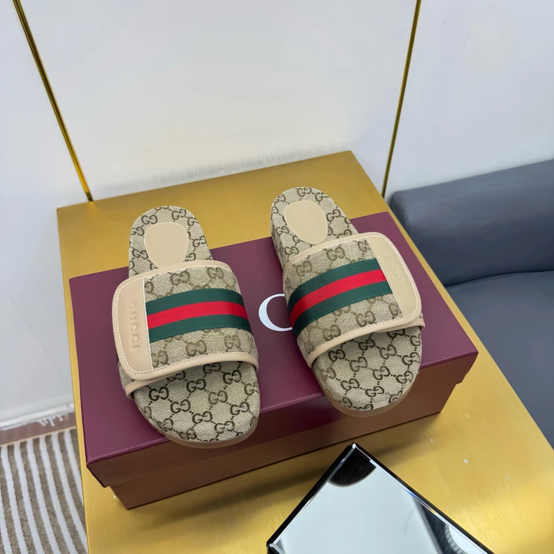 GUCCI SLIDE SANDAL - GSL074