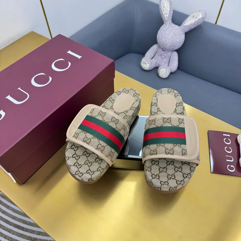 GUCCI SLIDE SANDAL - GSL074