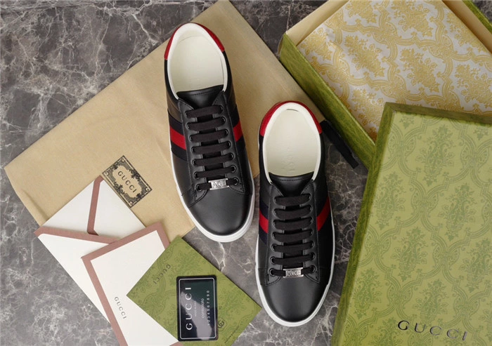 GUCCI SNEAKER