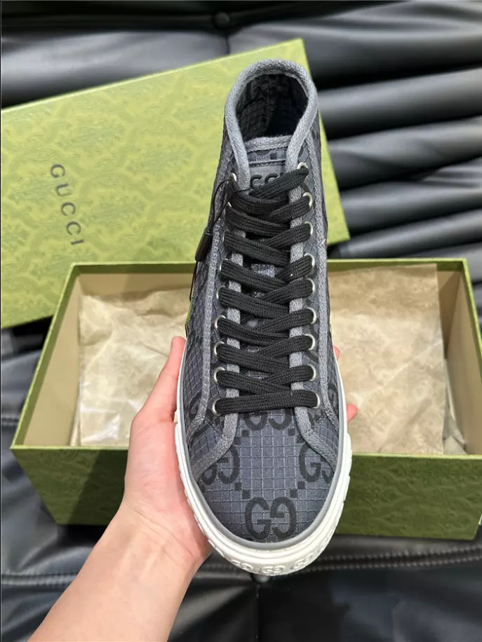 GUCCI SNEAKER