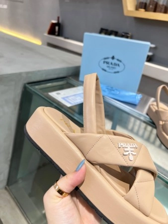 PRADA FLATFORM SANDALS IN BEIGE QUILTED NAPPA LEATHER - PSD042
