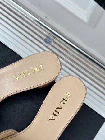 PRADA HEELED SANDALS 35MM IN BEIGE SAFFIANO LEATHER - PSD030