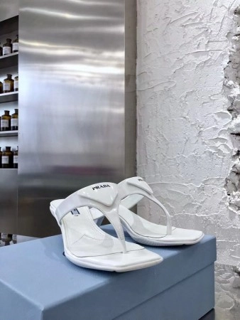 PRADA HEELED THONG SANDALS IN WHITE BRUSHED LEATHER - PSD053