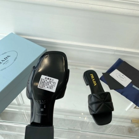 PRADA WOMEN'S SLIDES SANDALS IN BLACK NAPPA LEATHER - PSD061