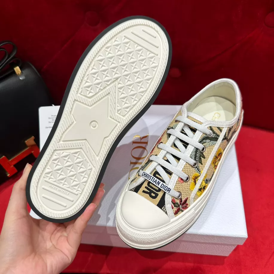 DIOR COUPLE LOW TOP B27 CASUAL SNEAKERS