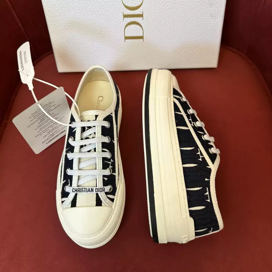 DIOR COUPLE LOW TOP B27 CASUAL SNEAKERS