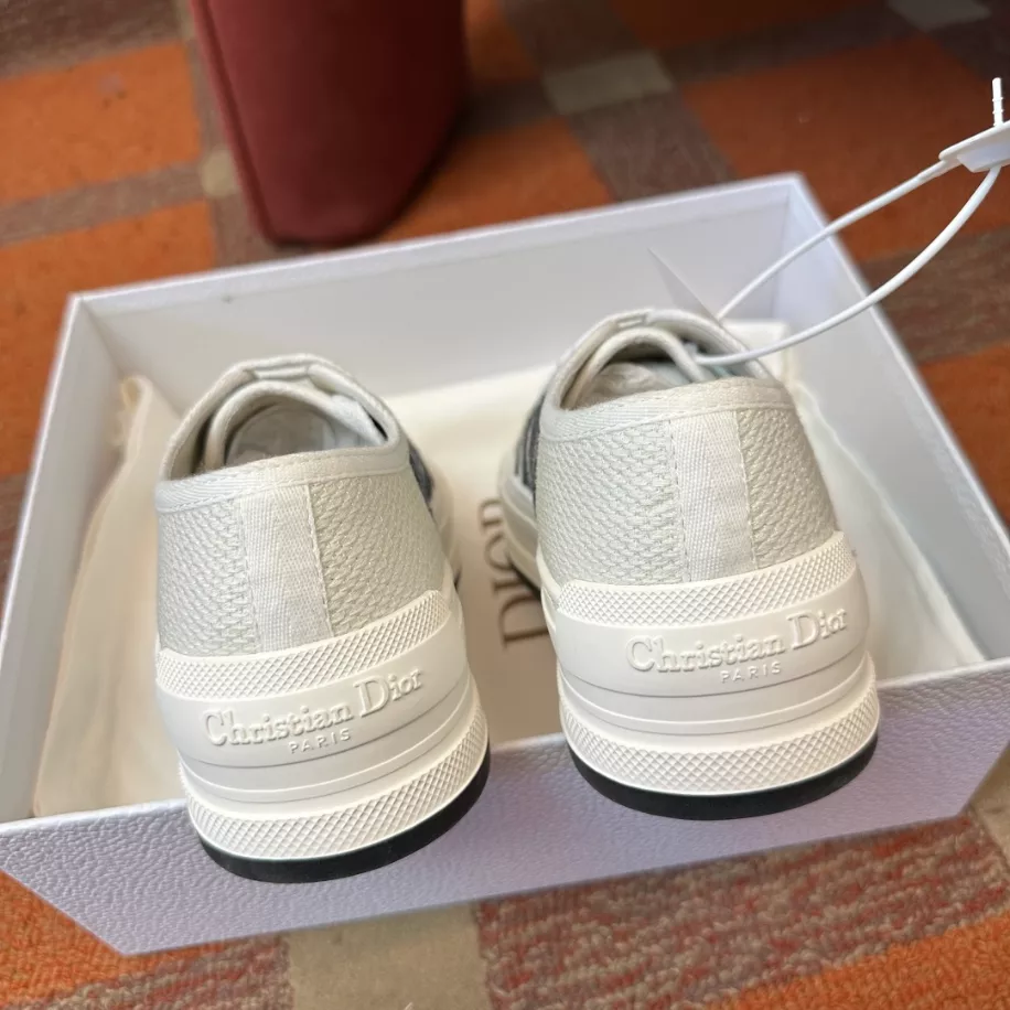 DIOR COUPLE LOW TOP B27 CASUAL SNEAKERS