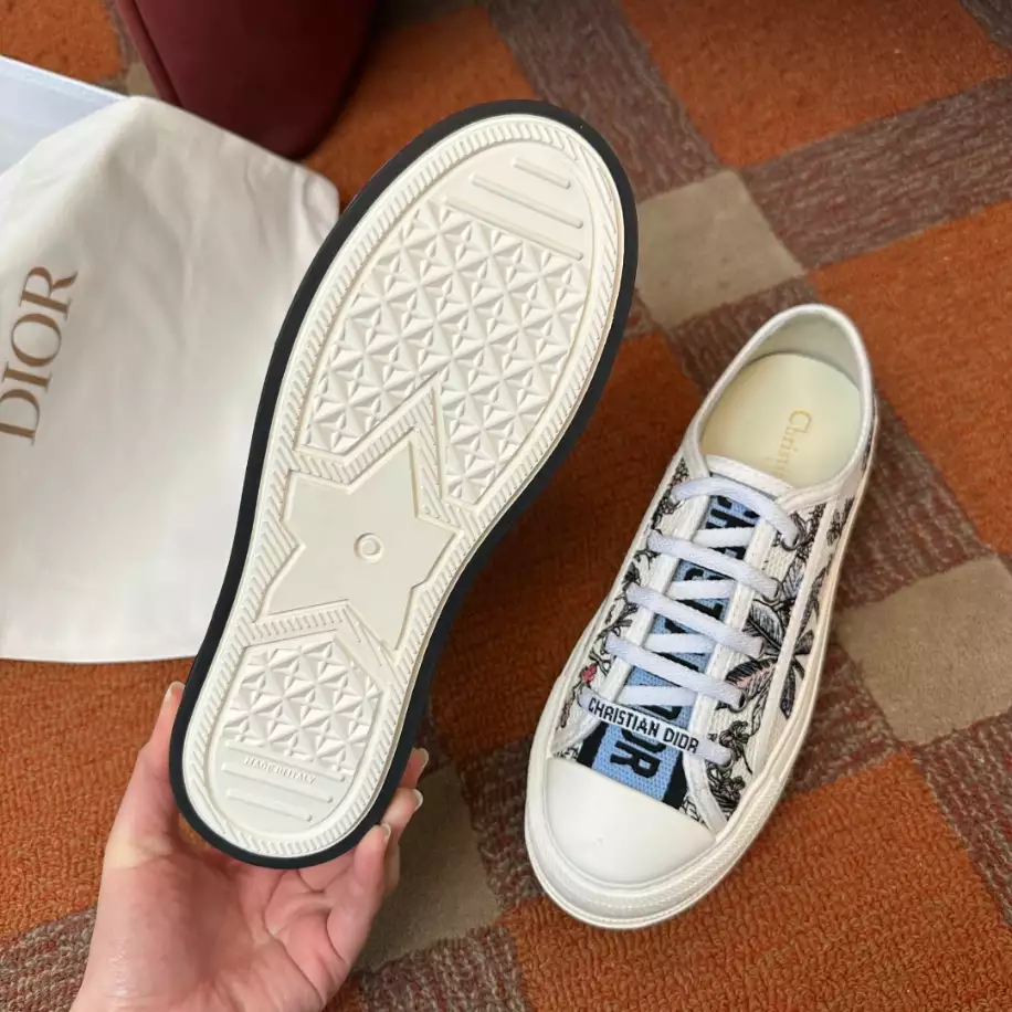 DIOR COUPLE LOW TOP B27 CASUAL SNEAKERS