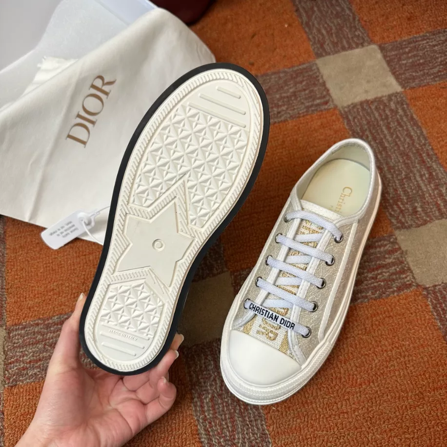 DIOR COUPLE LOW TOP B27 CASUAL SNEAKERS