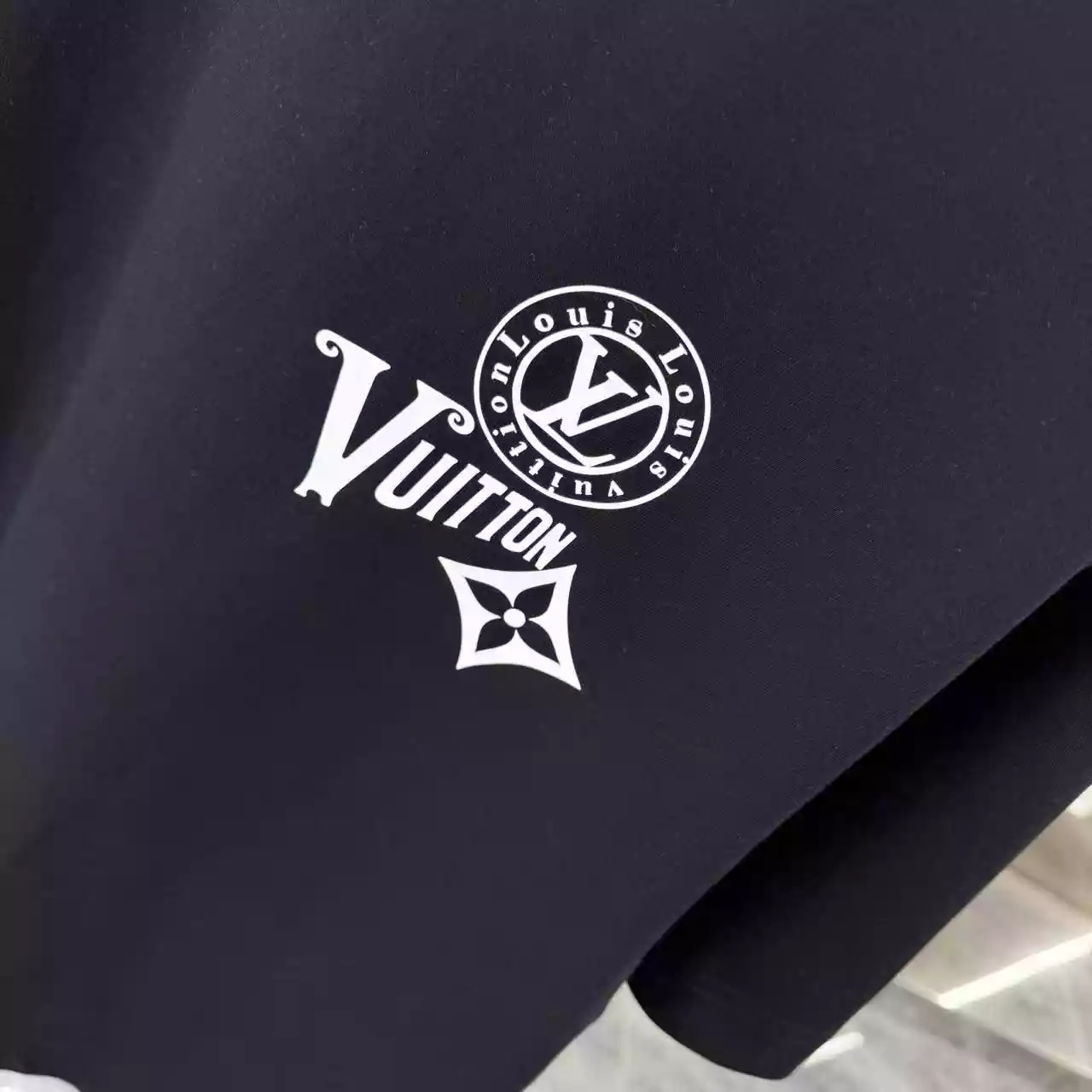 Louis Vuitton Black Short Sleeve Shirt - LVTS085 Louis Vuitton Black Short Sleeve Shirt