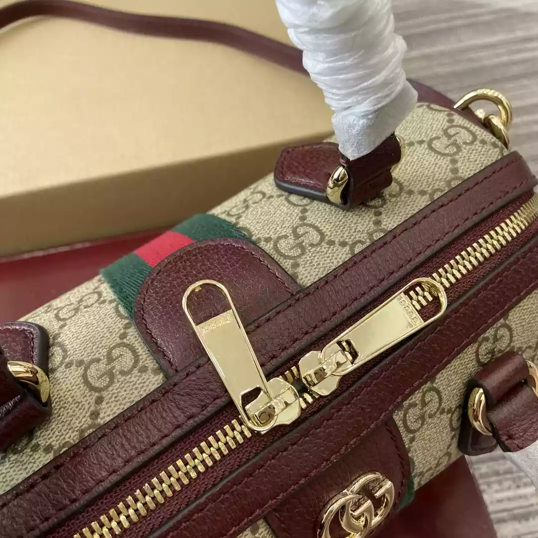 Gucci Savoy medium duffle bag in Beige GG Canva - BG085 Gucci Savoy medium duffle bag in Beige GG Canva