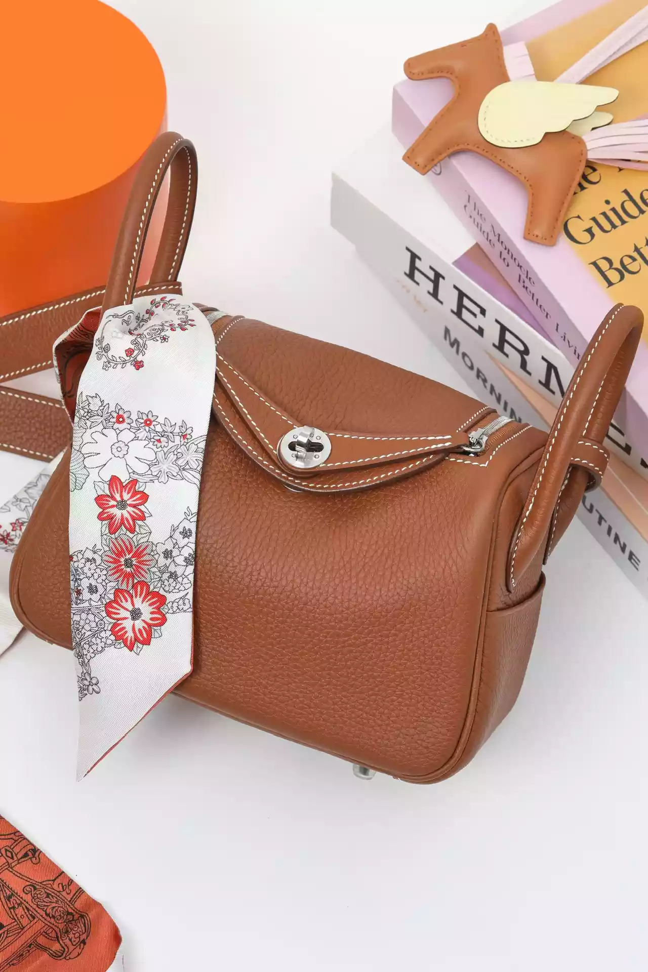 Hermès Gold Clemence Mini Lindy II Palladium Hardware - HW190 Hermès Gold Clemence Mini Lindy II Palladium Hardware