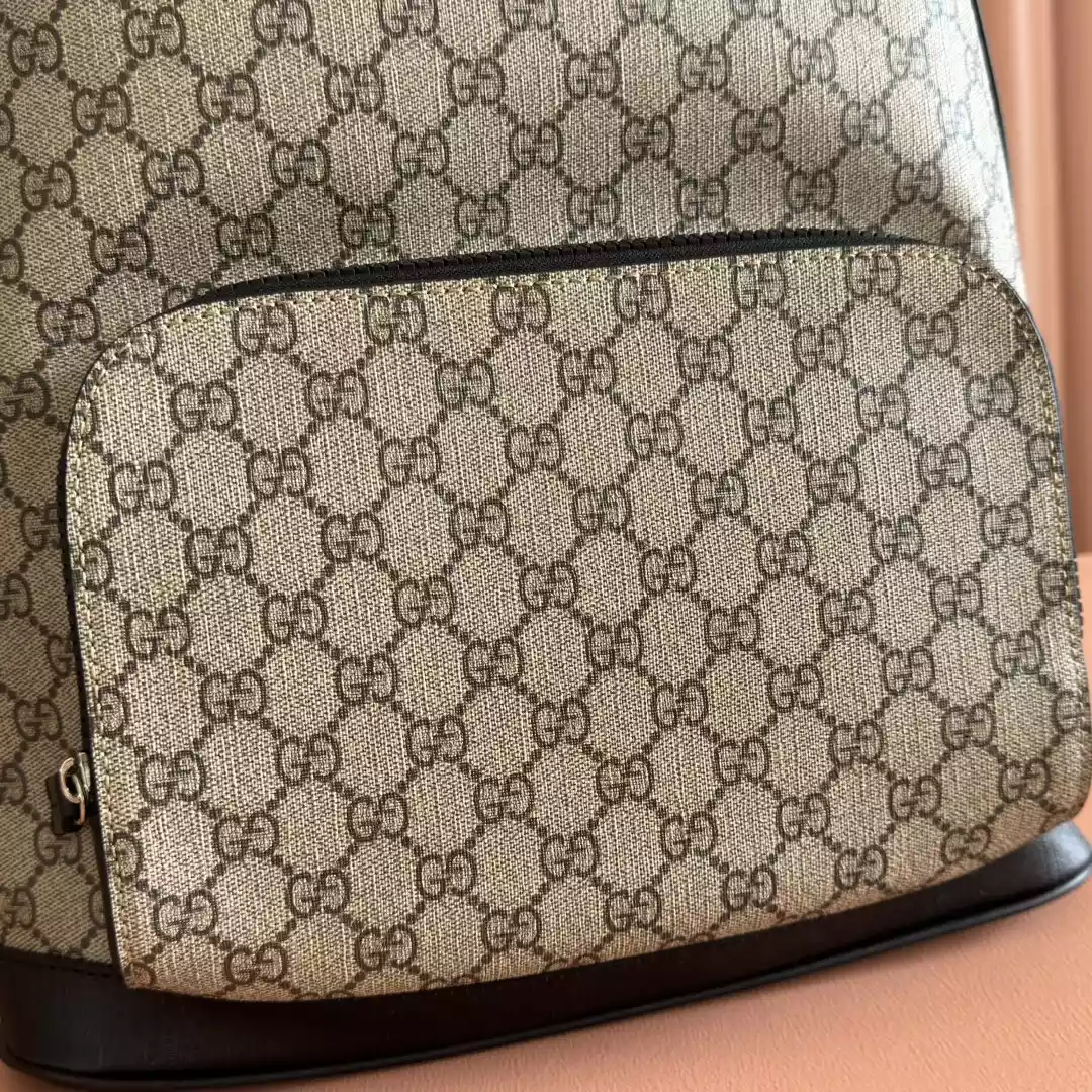 Gucci GG Supreme Men's Backpack Brown Black - BG069 Gucci GG Supreme Men's Backpack Brown Black