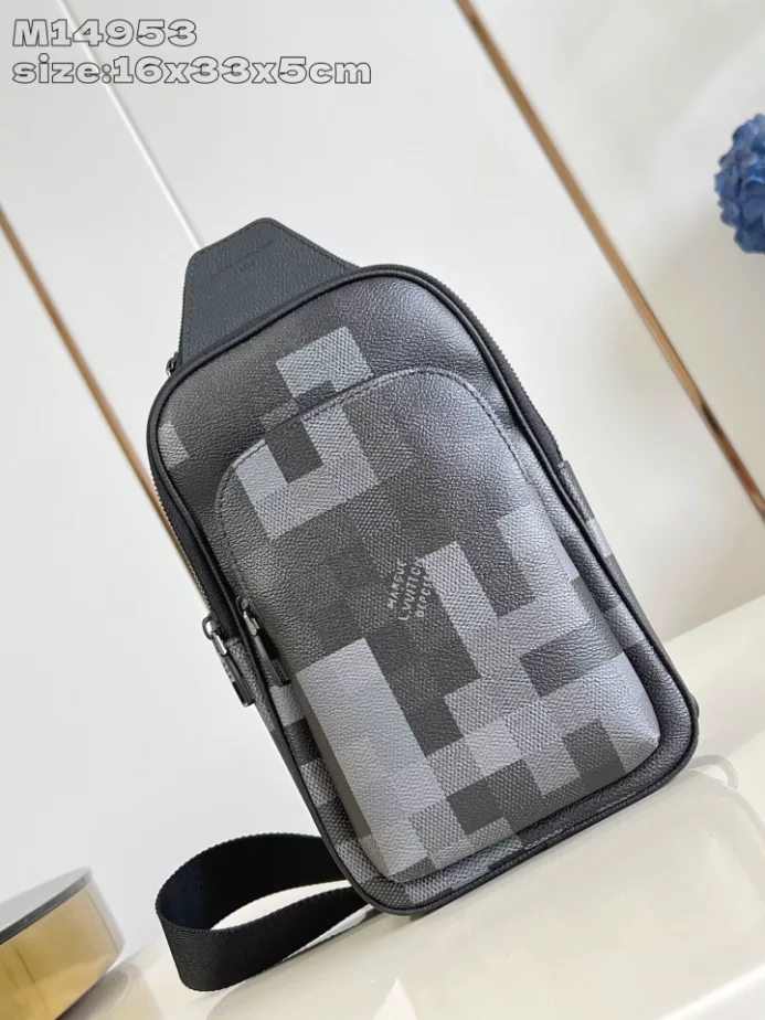 AVENUE SLINGBAG BLACK DAMOFLAGE BLACK CANVAS M14953 - LW412 DISCOVERY BACKPACK PM SKY BLUE MONOGRAM CANVAS