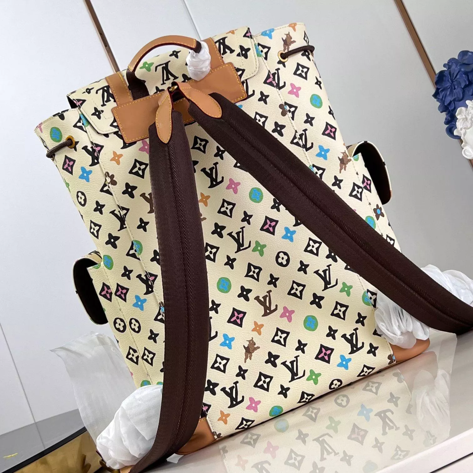 CHRISTOPHER MM BACKPACK VANILLA MONOGRAM CRAGGY COATED CANVAS M25240 - LW350 DISCOVERY BACKPACK PM SKY BLUE MONOGRAM CANVAS