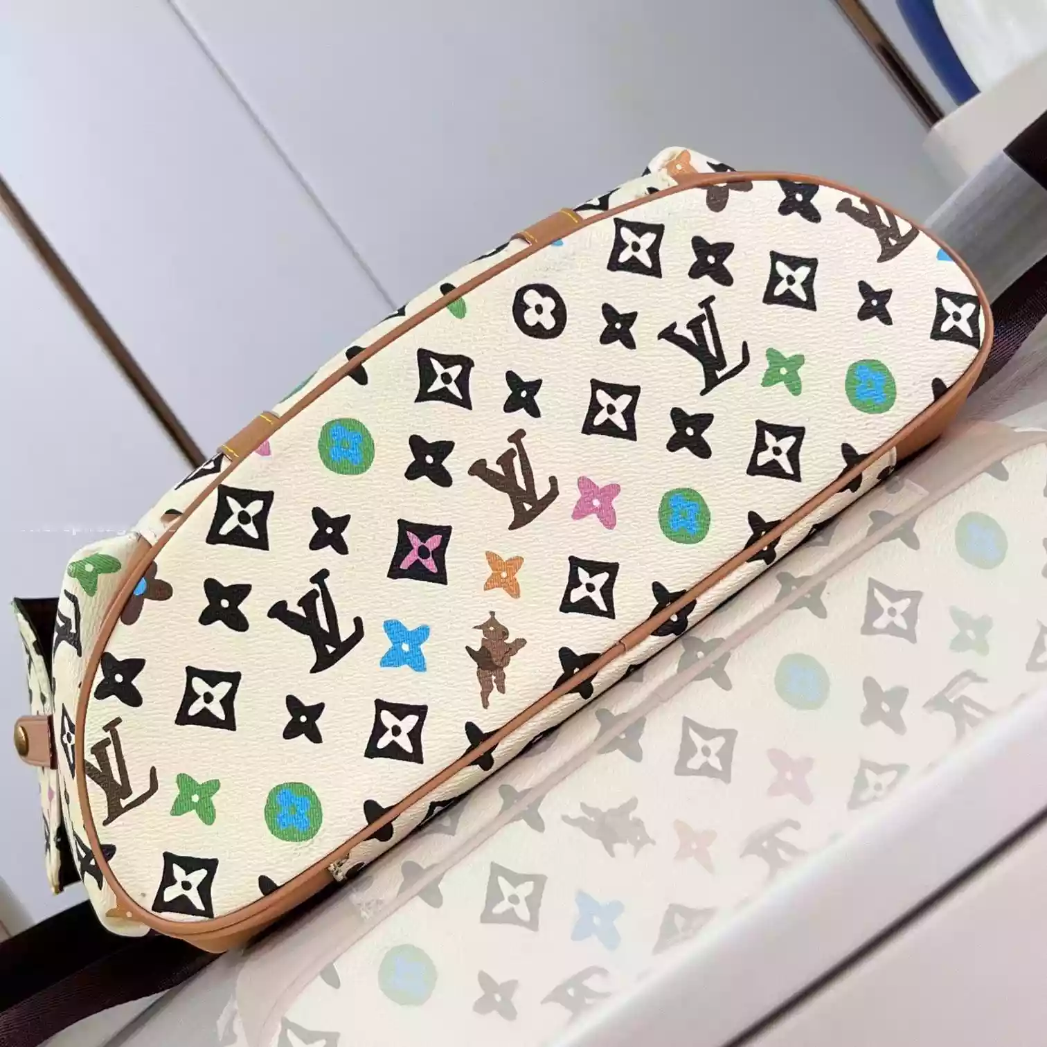 CHRISTOPHER MM BACKPACK VANILLA MONOGRAM CRAGGY COATED CANVAS M25240 - LW350 DISCOVERY BACKPACK PM SKY BLUE MONOGRAM CANVAS