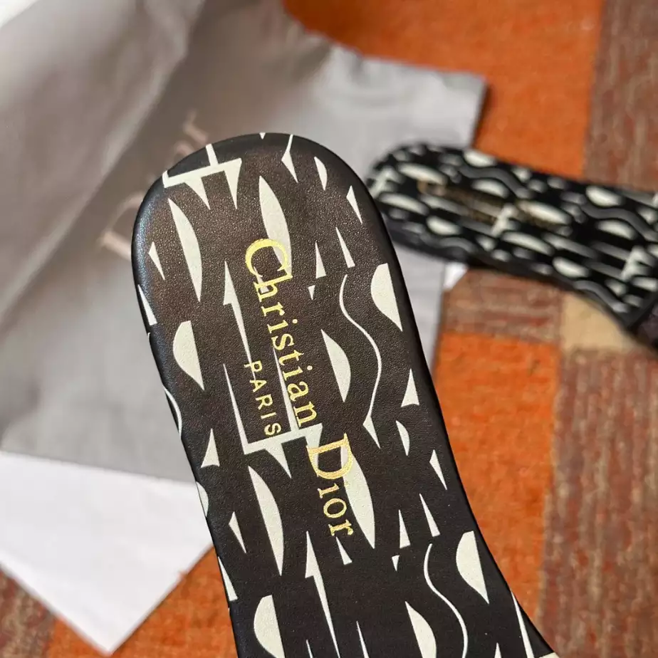 DIOR DWAY SLIDE - DS030