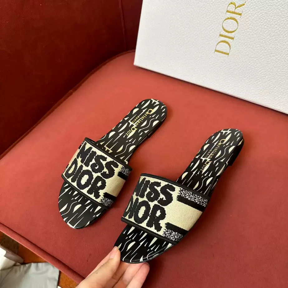 DIOR DWAY SLIDE - DS030