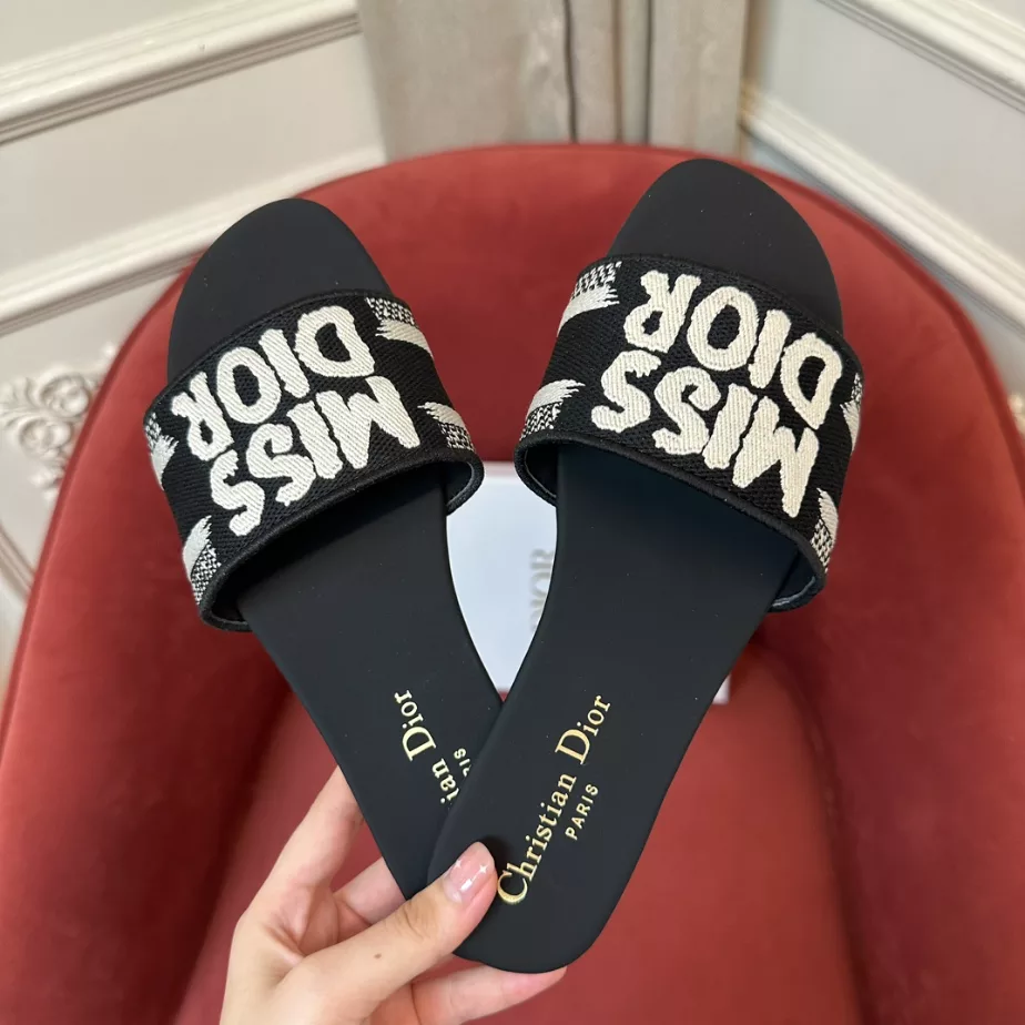 DIOR DWAY SLIDE - DS033