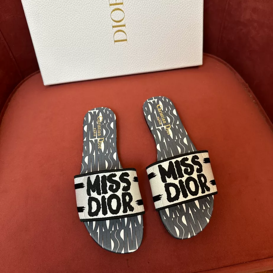 DIOR DWAY SLIDE - DS034