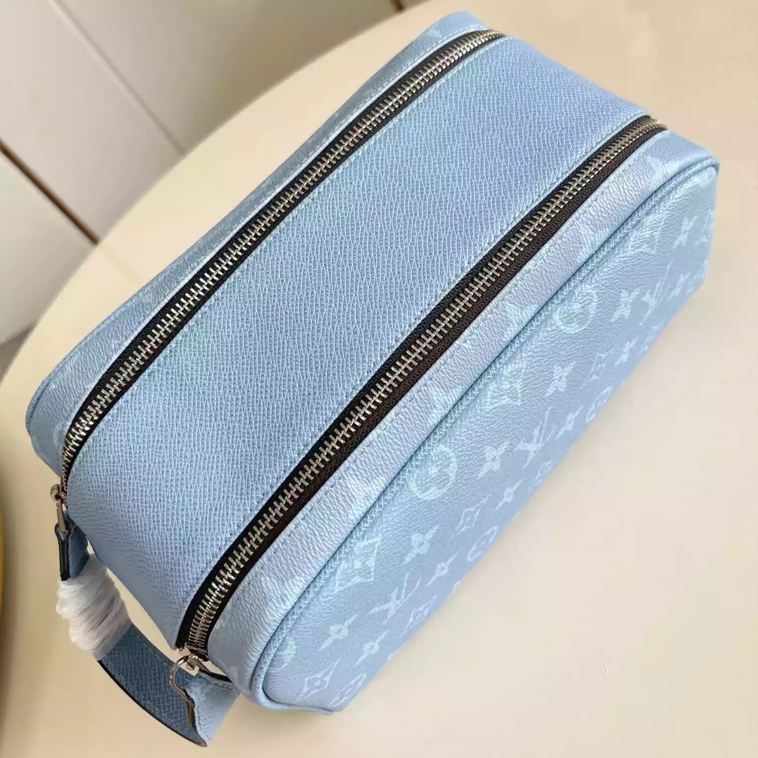 DOPP KIT BAG SKY BLUE MONOGRAM CANVAS M14125 - LW395 DISCOVERY BACKPACK PM SKY BLUE MONOGRAM CANVAS