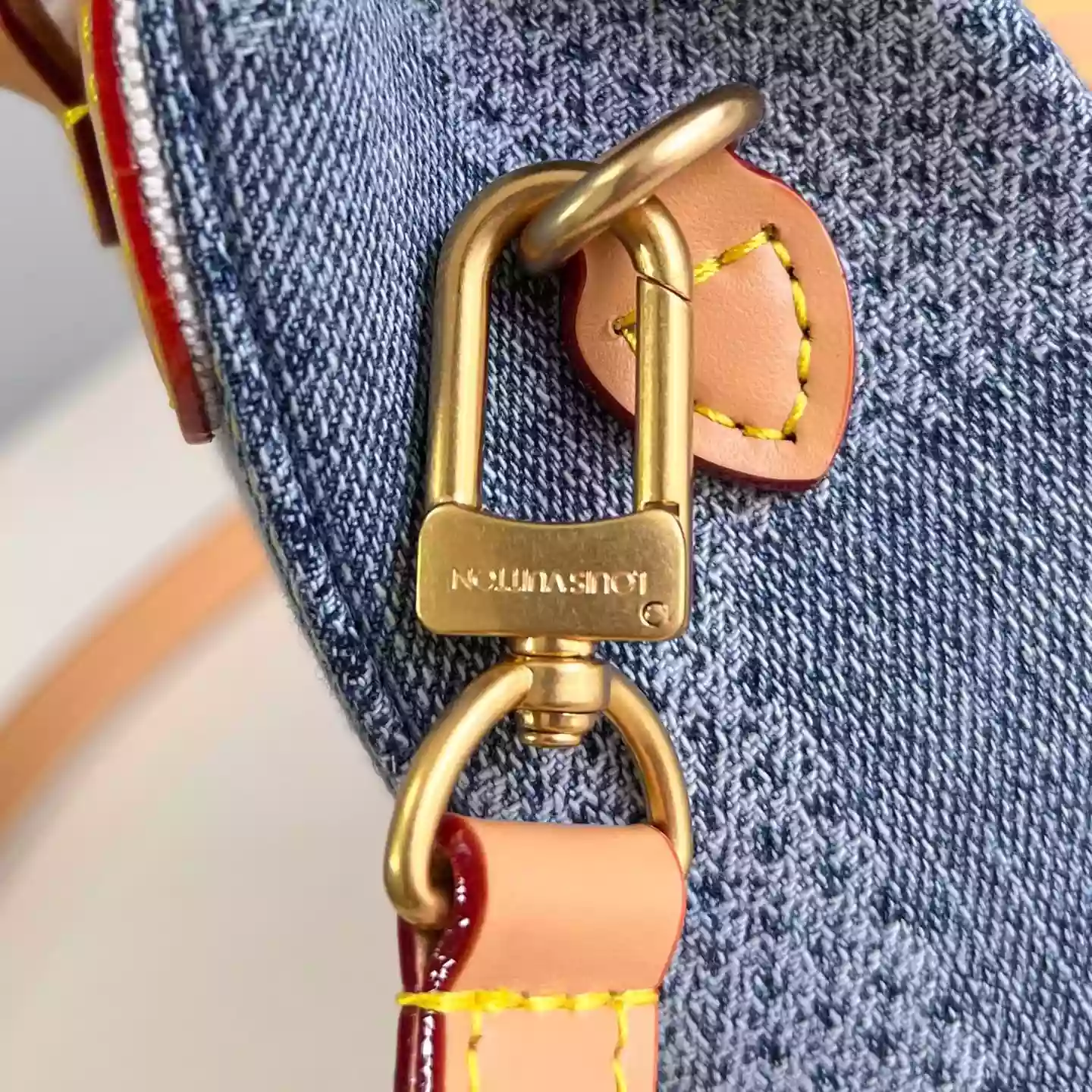 NANO STEAMER BLUE DAMIER DENIM 3D N40751 - LW443 DISCOVERY BACKPACK PM SKY BLUE MONOGRAM CANVAS