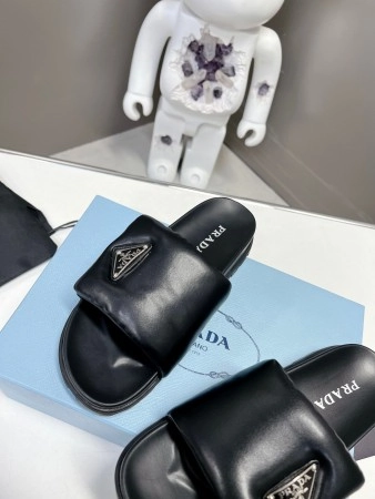 PRADA SLIDES IN BLACK SOFT PADDED NAPPA LEATHER - PSD079
