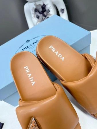 PRADA SLIDES IN BROWN SOFT PADDED NAPPA LEATHER - PSD078