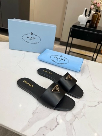 PRADA WOMEN'S SLIDES IN BLACK SMOOTH LEATHER - PSD071