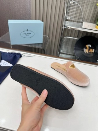 PRADA WOMEN'S SLIPPERS IN NUDE VELVET - PSD073