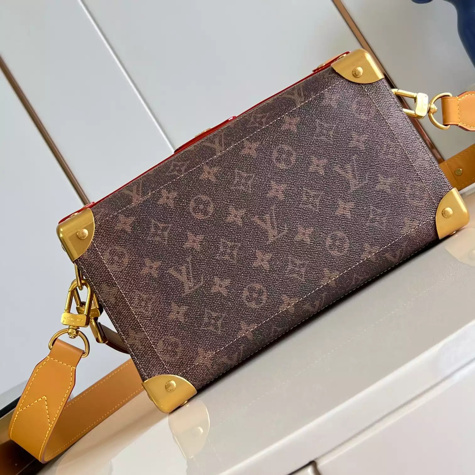 SOUL TRUNK EAST WEST MONOGRAM DUST CANVAS M11536 - LW440 DISCOVERY BACKPACK PM SKY BLUE MONOGRAM CANVAS