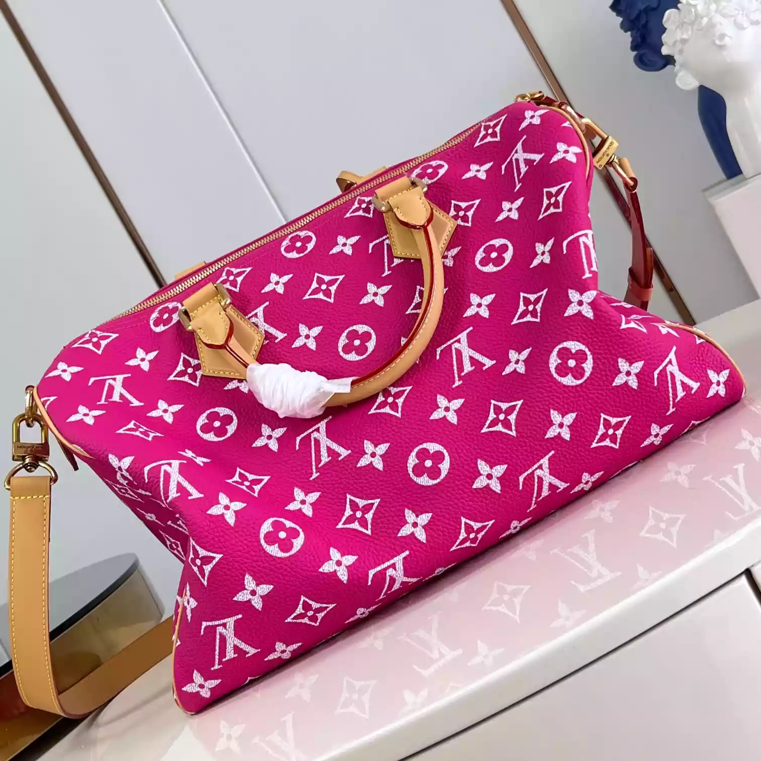 SPEEDY P9 BANDOULIERE 40 PINK AGATE M11563 - LW358 DISCOVERY BACKPACK PM SKY BLUE MONOGRAM CANVAS