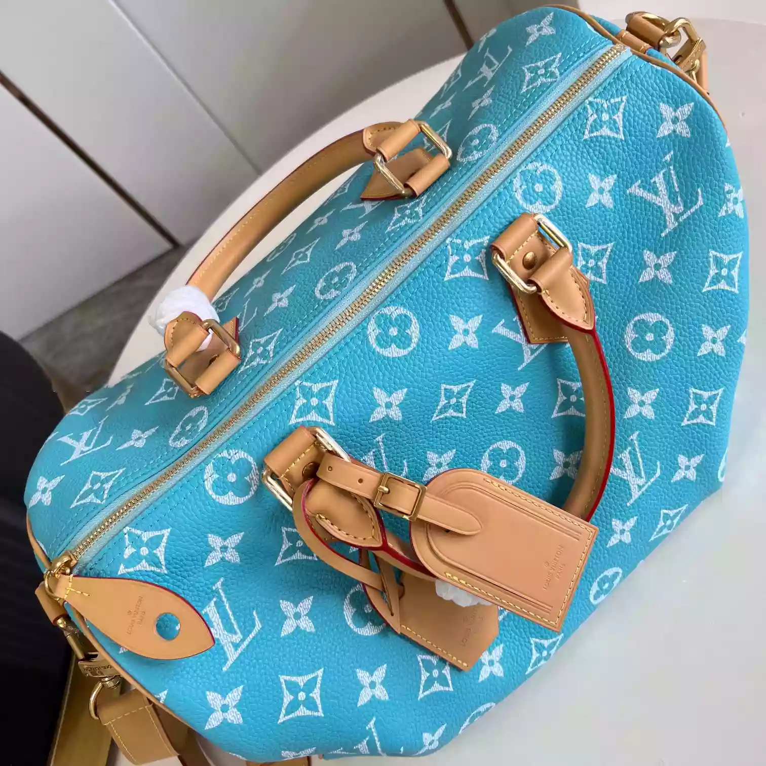 SPEEDY P9 BANDOULIERE 40 TURQUOISE M11564 - LW357 DISCOVERY BACKPACK PM SKY BLUE MONOGRAM CANVAS