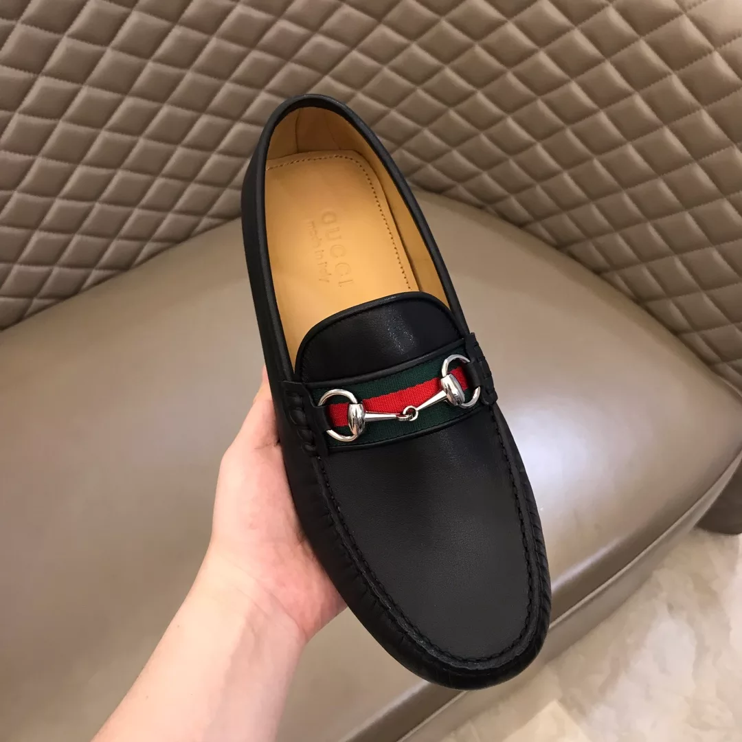 LEATHER DRIVER WITH WEB - GL119