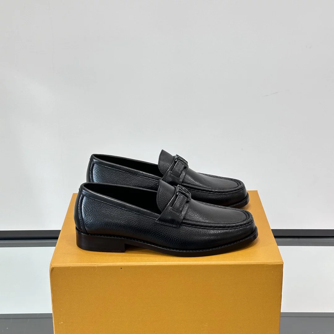 MAJOR LOAFERS IN BLACK - VL053