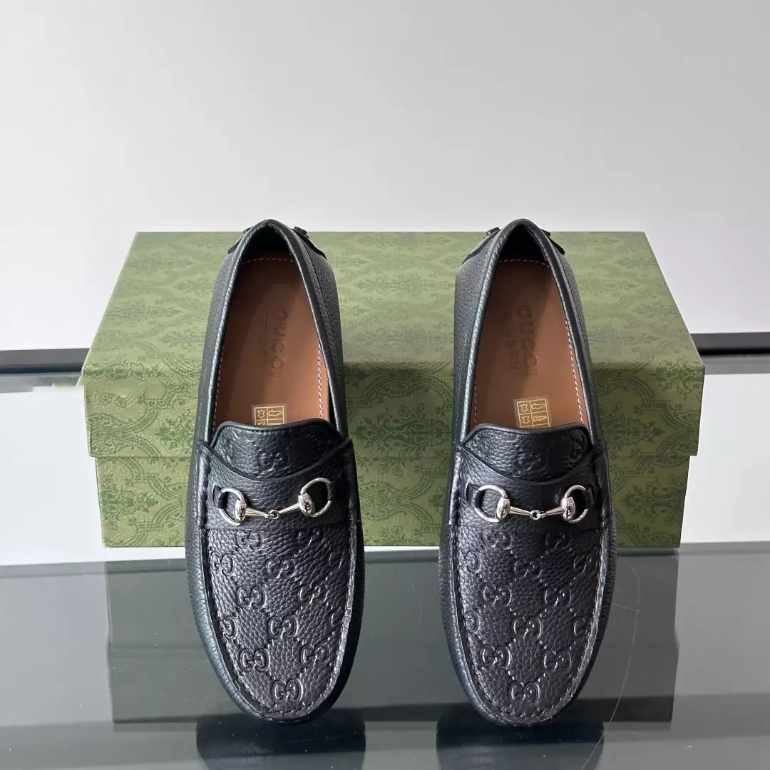 Gucci Men Horsebit Black Loafer - GL090