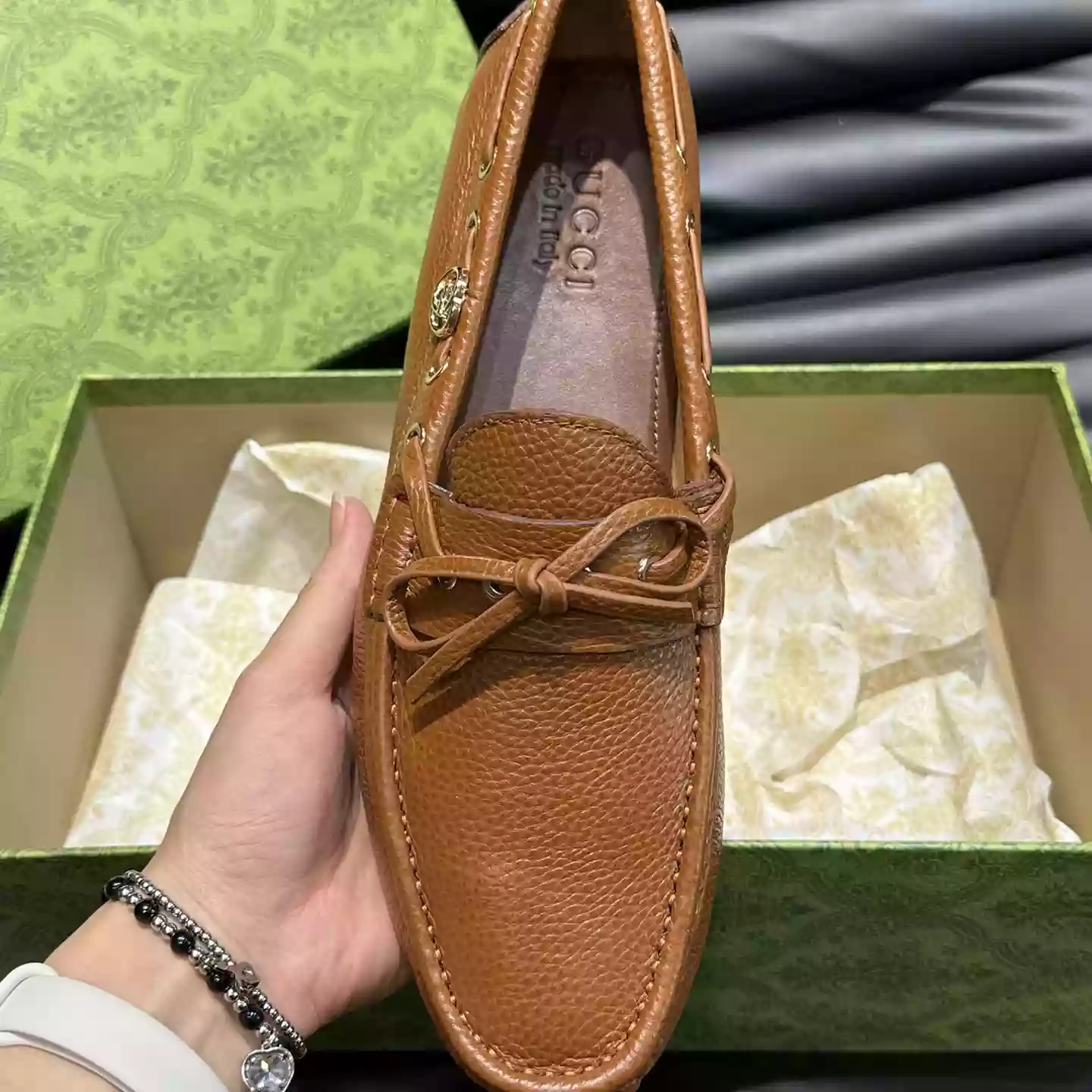 MEN'S DRIVER WITH INTERLOCKING G IN BROWN - GL103