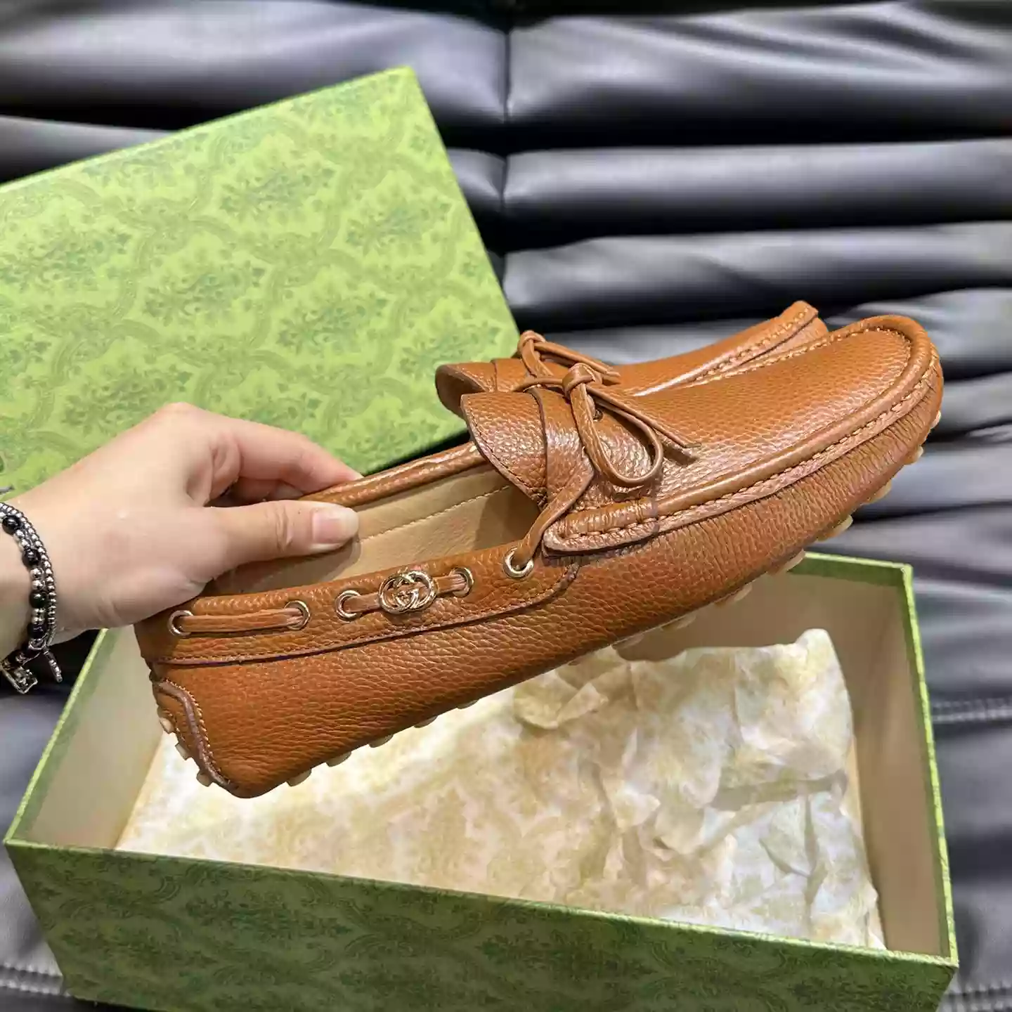 MEN'S DRIVER WITH INTERLOCKING G IN BROWN - GL103