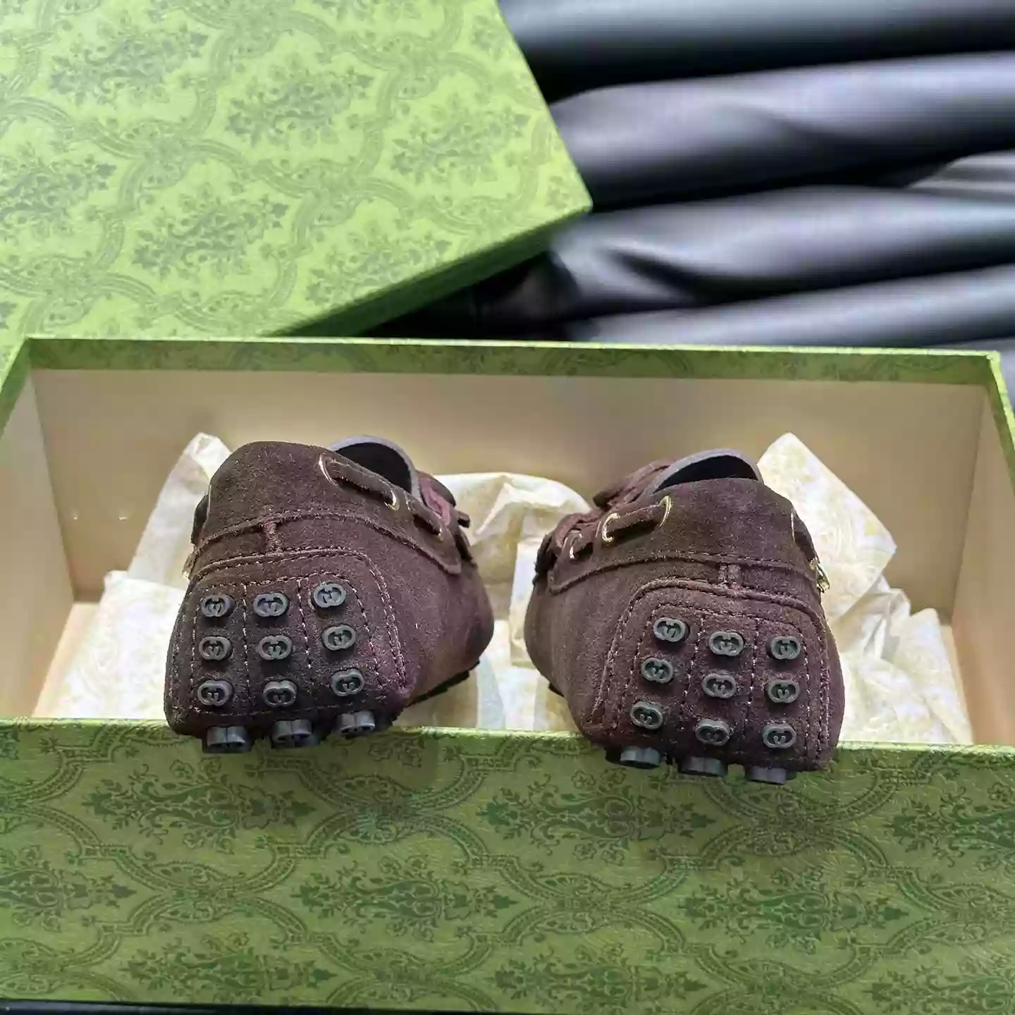 MEN'S DRIVER WITH INTERLOCKING G IN DARK BROWN - GL099