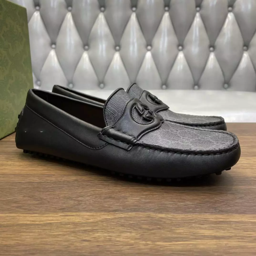 MEN'S INTERLOCKING G DRIVER BLACK LEATHER - GL104