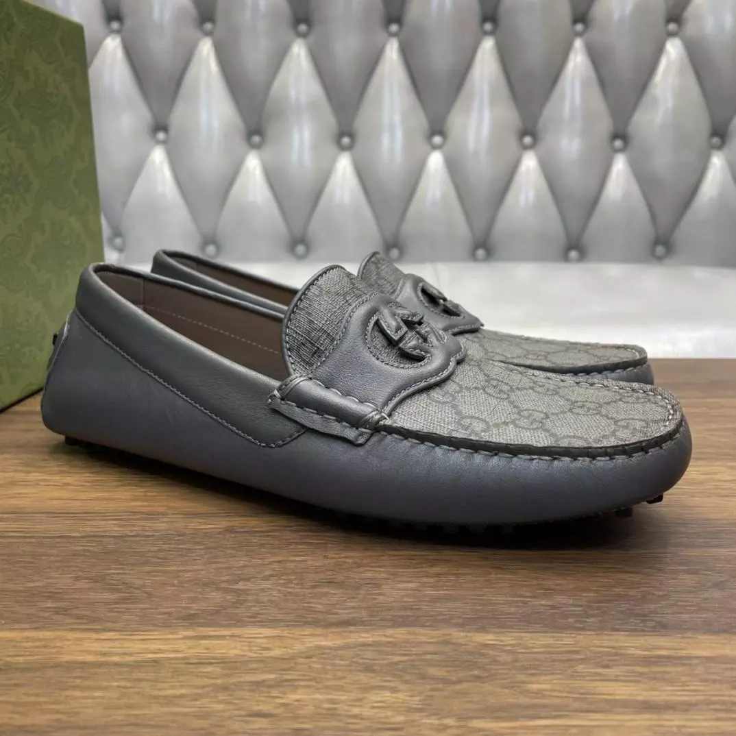 MEN'S INTERLOCKING G DRIVER GREY LEATHER - GL107