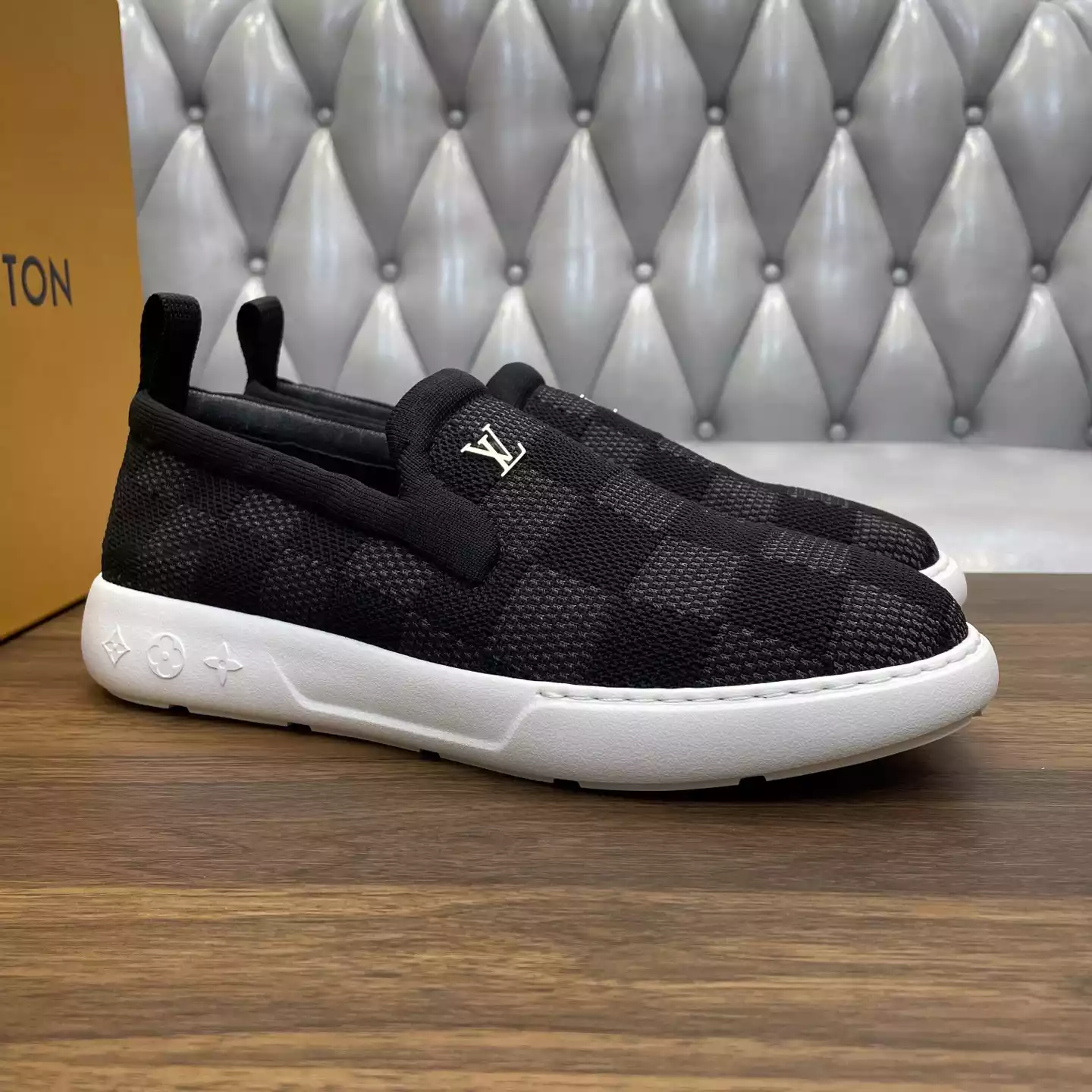 PACIFIC LOAFERS IN BLACK - VL048